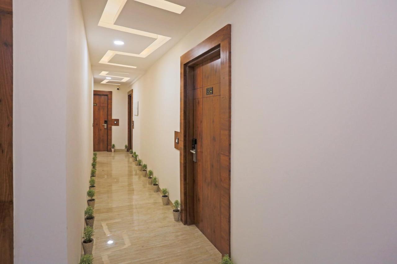 Hotel Deluxe Stay Inn - Near Delhi Airport New Delhi Extérieur photo