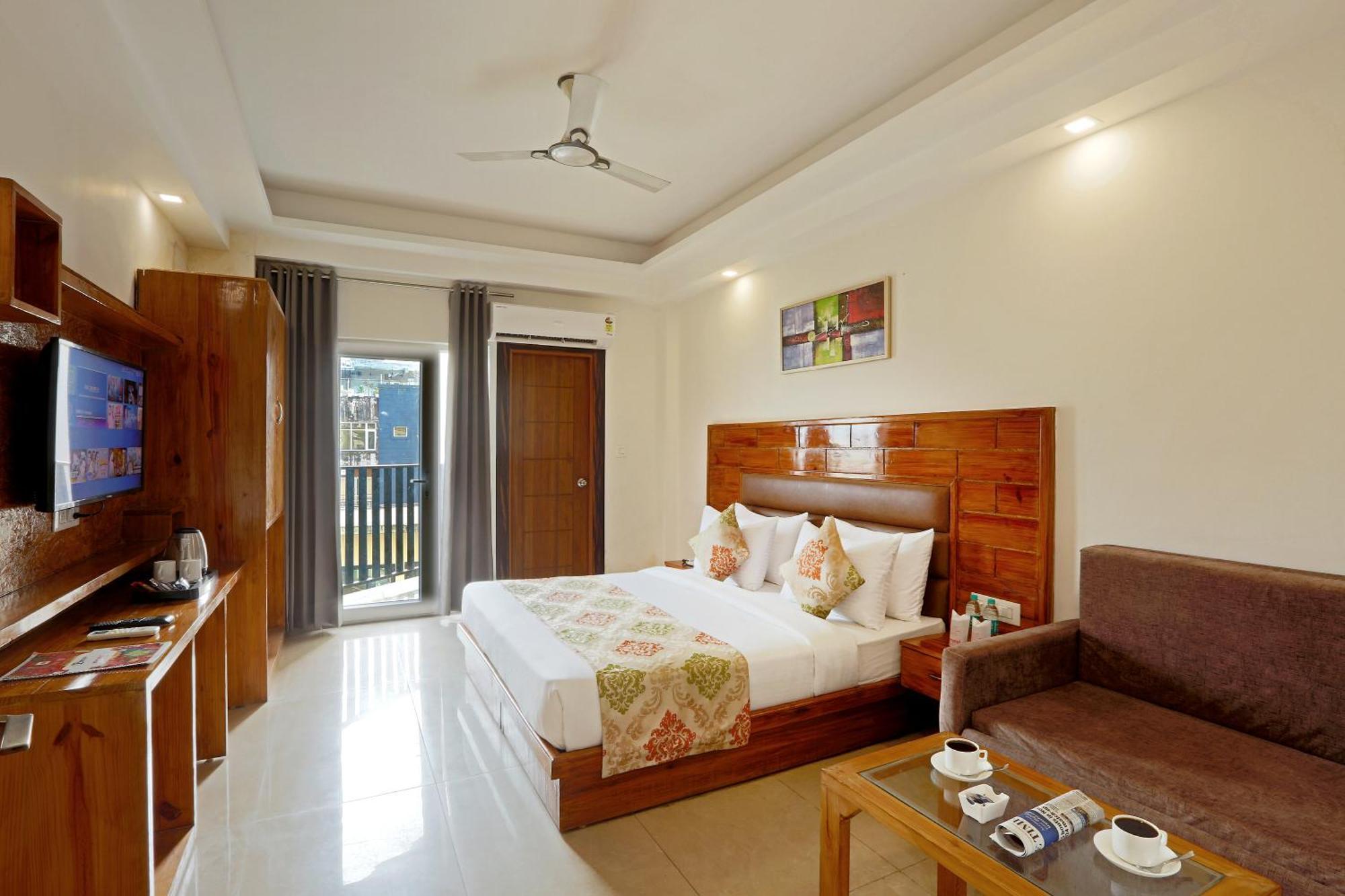 Hotel Deluxe Stay Inn - Near Delhi Airport New Delhi Extérieur photo
