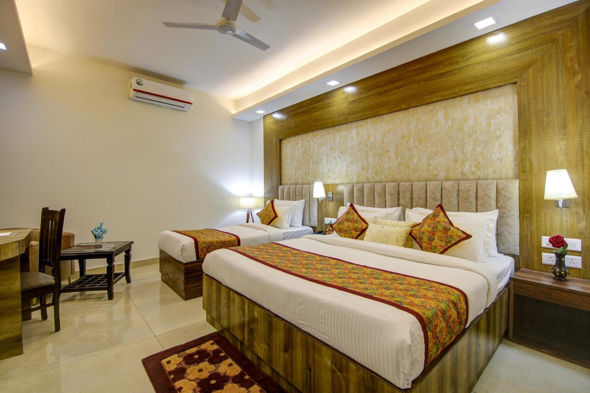 Hotel Deluxe Stay Inn - Near Delhi Airport New Delhi Extérieur photo